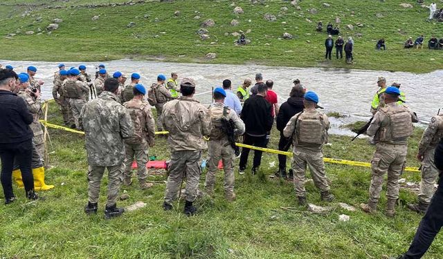 Aramalara Van'dan da ekip gitmişti: Kayıp emekli öğretmen derede ölü bulundu