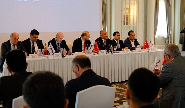 MÜSİAD Genel Başkanı Özdemir Van’da iş dünyasıyla buluştu