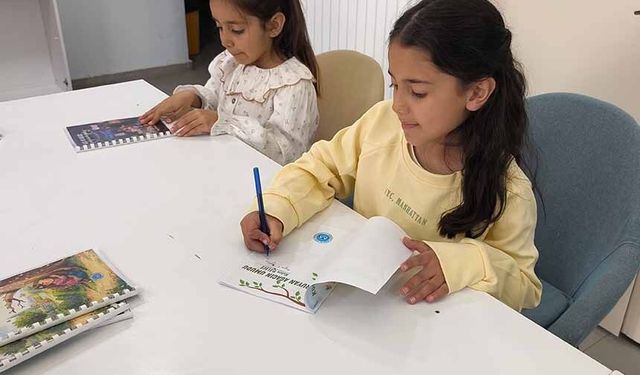 Muradiye’nin minik yazarları ilk imzalarını attı