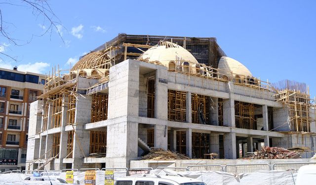 Hz. Ömer Camisinde çalışmalar yüzde 80 seviyesine ulaştı