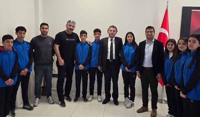 Vanlı eğitimciden şampiyonluklarla dolu 20 yıllık veda