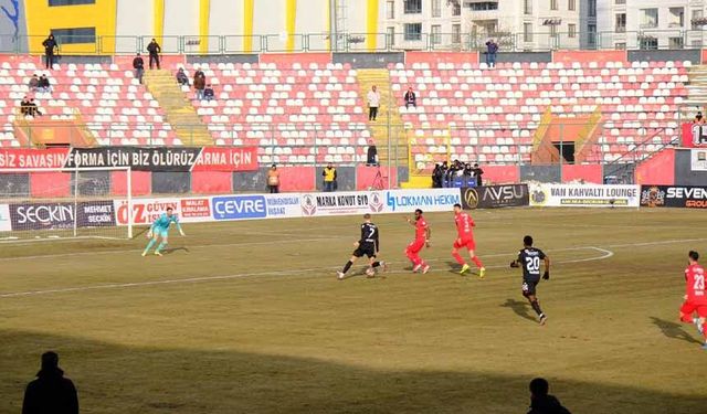 Vanspor, Süper Lig’e yükselen rakibinden 4 puan almıştı!