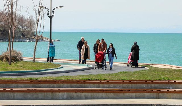 Yağmur Van’ı terk ediyor!