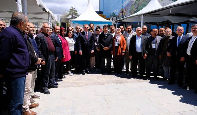 Van’da 4. Yerel Yazarlar Kitap Fuarı açıldı
