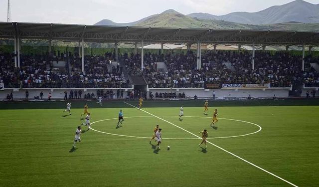Bitlis spor finale yükseldi