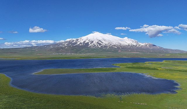 Süphan Dağı’nın eteklerindeki saklı cennet