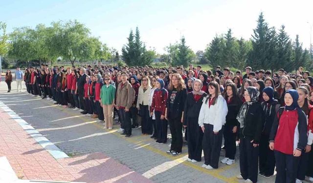 Bayram tatili sonrası eğitim ve öğretim yeniden başladı