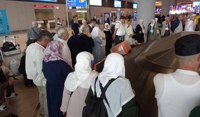 Hacılar kutsal topraklardan yurda dönmeye başladı