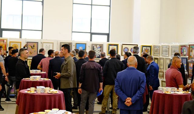 Van’da ‘Duvarların Ötesinde Sanat’ Sergisi yarın sona eriyor