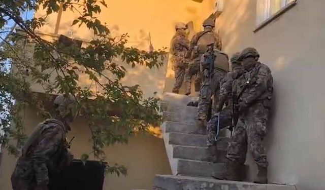 Bitlis merkezli 3 ilde uyuşturucu operasyonu