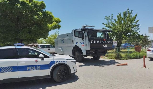 Van'ın Erciş ilçesinde akraba iki aile arasında kavga!