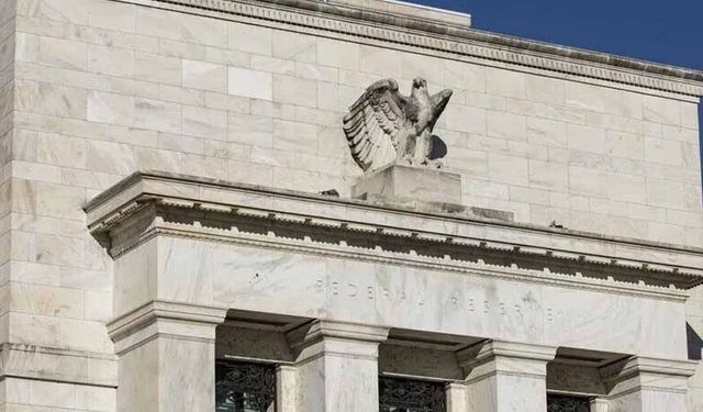 Fed faiz oranını sabit tuttu