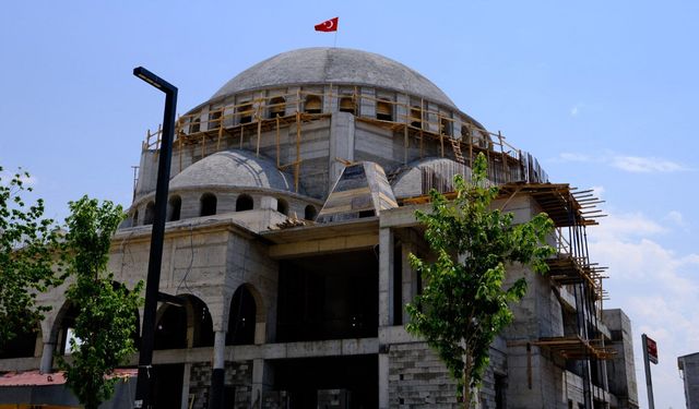 Hz. Ömer Camii'nin kaba inşaatı tamamlandı