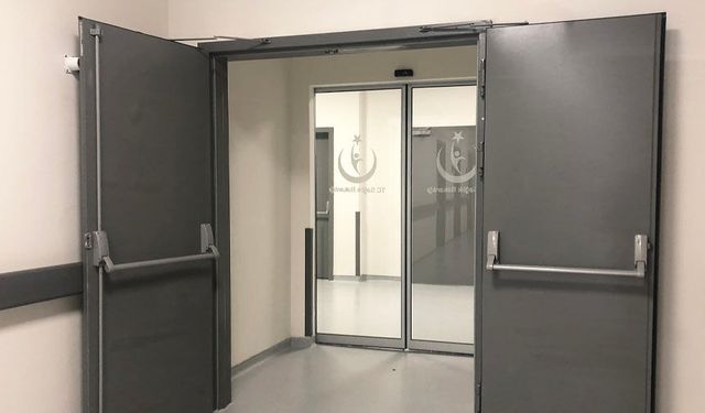 Yurt odaları yangına dayanıklı kapı değişim ve onarım işi