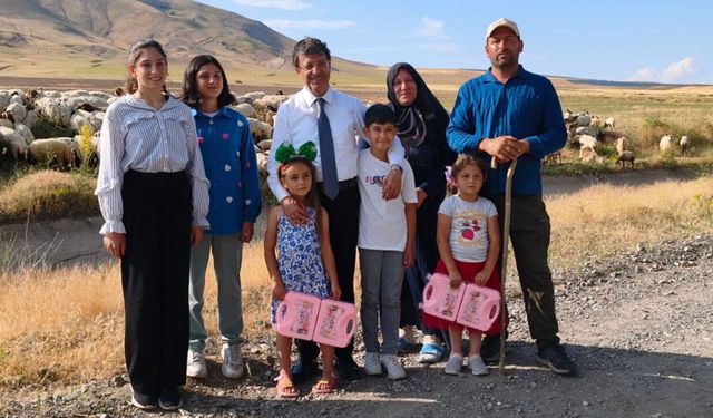 Kayhan Türkmenoğlu, çiftçi Gülçin Şahar'ı ziyaret etti