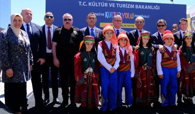 Van Kültür Yolu Festivali 163 etkinlikle başladı