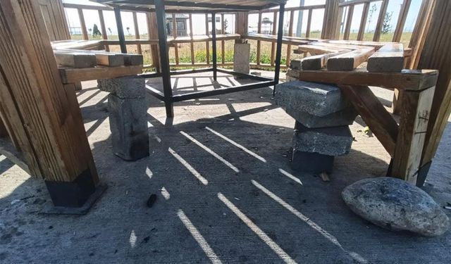 Van sahil yolu parkında tepki çeken tahribat
