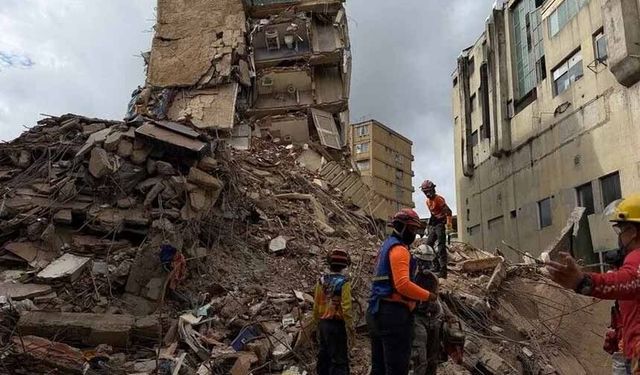 Venezuela'da hayatını kaybedenlerin sayısı 3 bin 342'ye yükseldi