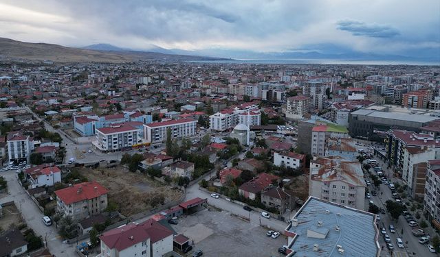 Başkan Ortakçı: Van’da yapılacak konutlara alt gelirliler erişebilmeli