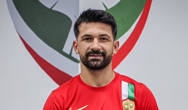 Vanspor, Amedspor'lu futbolcuyu renklerine bağladı