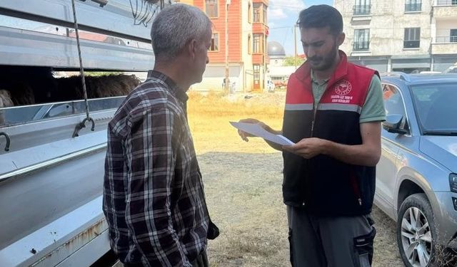 Yüksekova’da hayvan sağlığı için yol kontrolleri sürüyor
