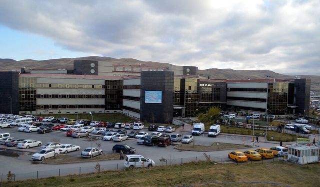 Van'da uzmanlardan önemli uyarı: "Gözlük numarası sık değişiyorsa dikkat"