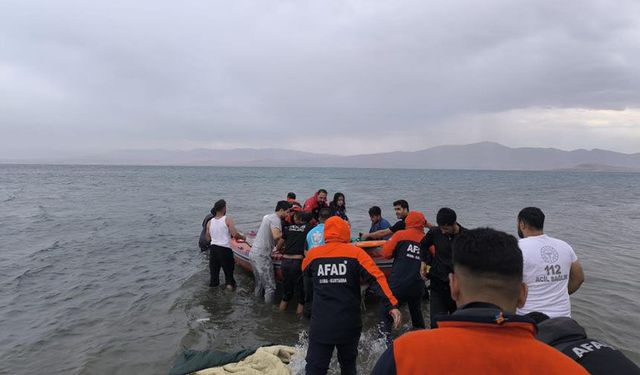 Van Gölü’nde can pazarı