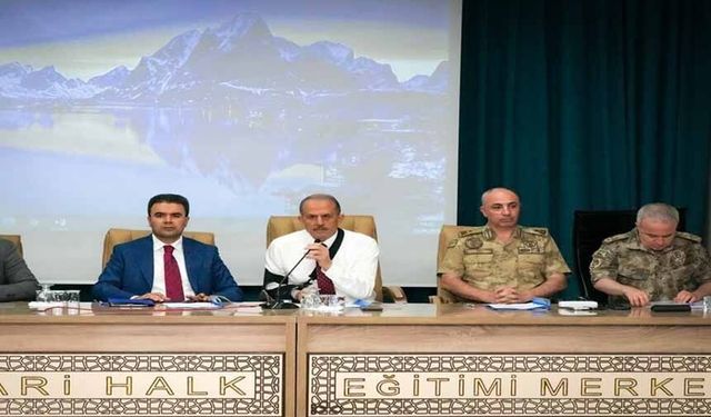 Hakkâri’de okul sağlığı ve güvenliği toplantısı yapıldı