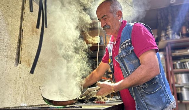 Van'da bakırın ateşle buluştuğu meslek