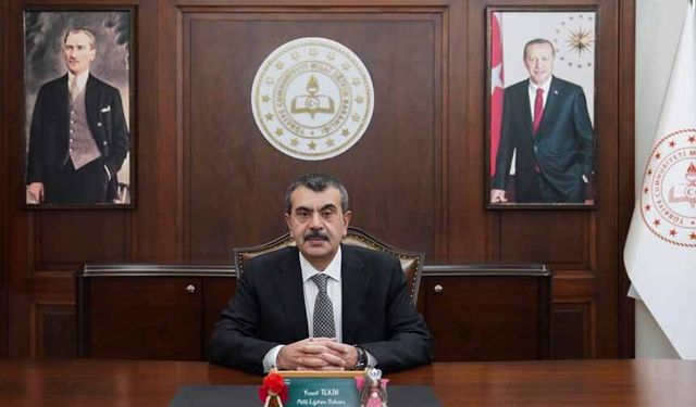 Bakan Tekin'den öğretmenlere ve bakanlık personeline mesaj