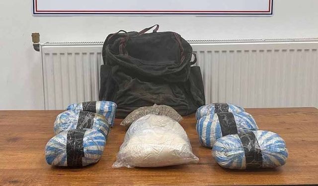 Hakkari'de eroin ve skunk ele geçirildi