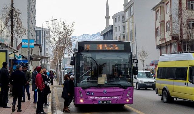 Van’da kampüs güzergâhında ulaşım mağduriyeti