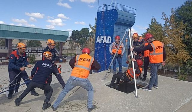 AFAD, Karayolları personeline saha eğitimi verdi