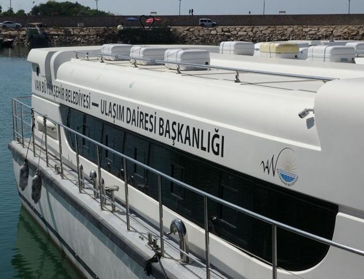 Van'daki deniz otobüsleri bu yaz da çalışmadı