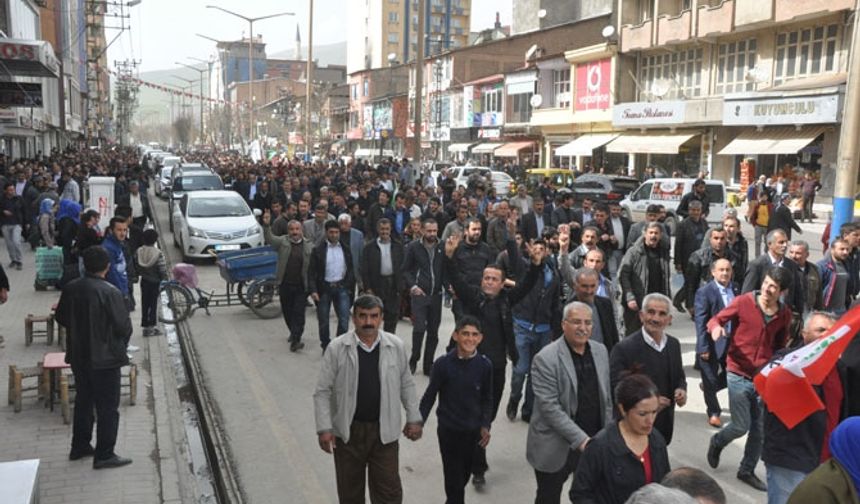 Zeydan: Yıllarca akrabalarımızı bırakıp uşaklık yaptık, artık yapmayacağ