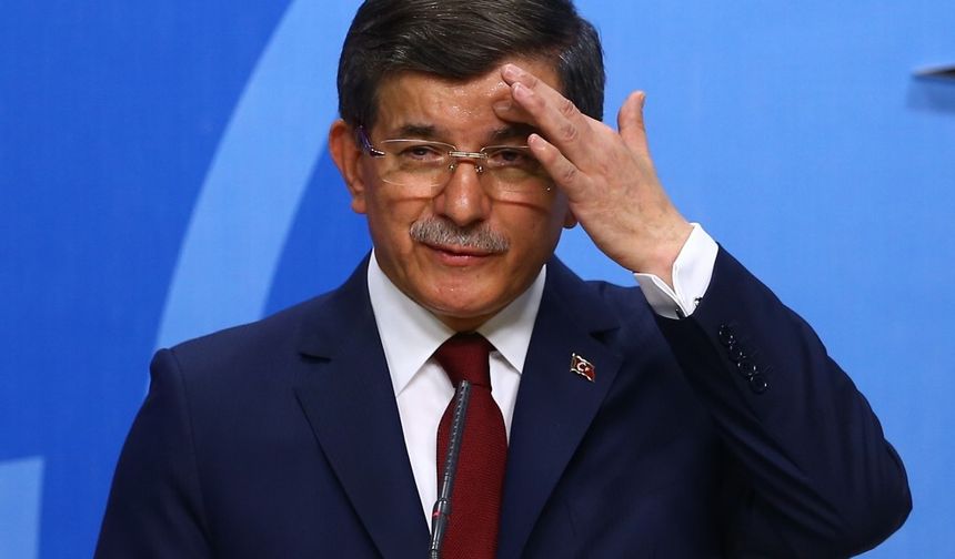 Davutoğlu kan ter içinde kaldı sesinin titrediği o an oğlu...