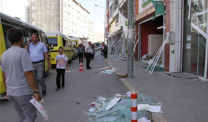 Van'da saldırının izleri ortaya çıktı