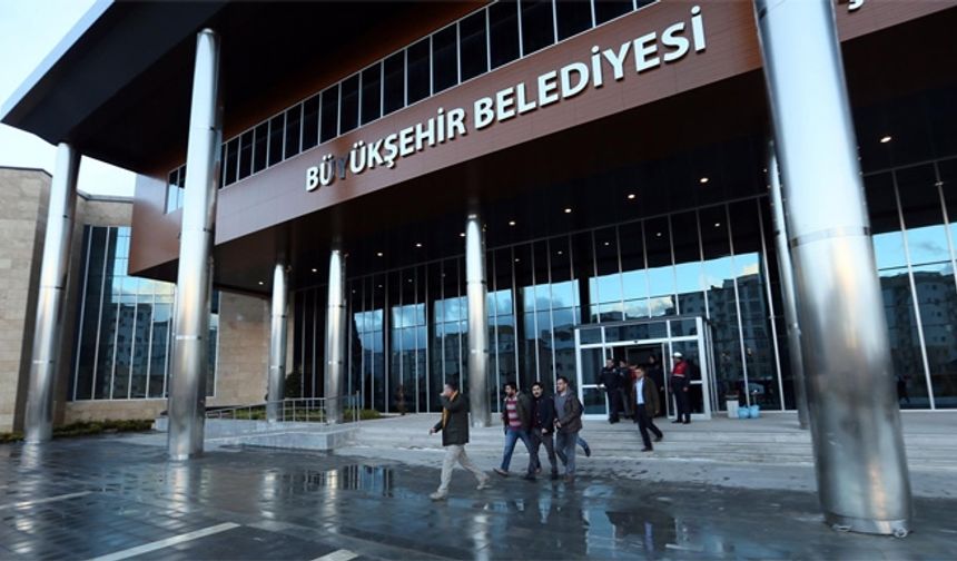 Van Büyükşehir Belediye Başkanı Kaya gözaltına alındı