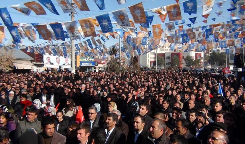 BAŞKAN ADAYLARI GÜLAÇAR VE ARVAS ERCİŞ'TE