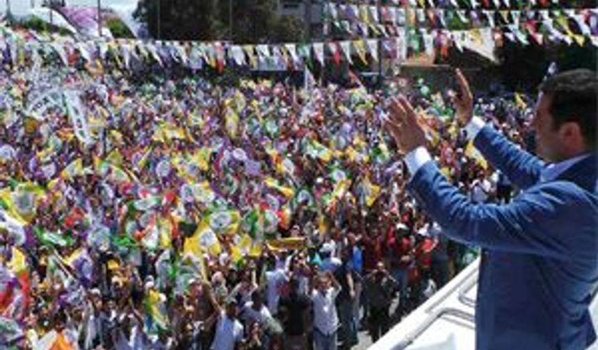 HDP Van Mitingi Canlı Yayın