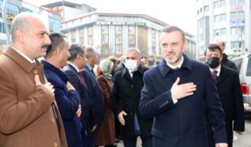 AK Parti'li Kandemir: Vanlı hemşehrilerimiz, sandıklarda bize sahip çıkın