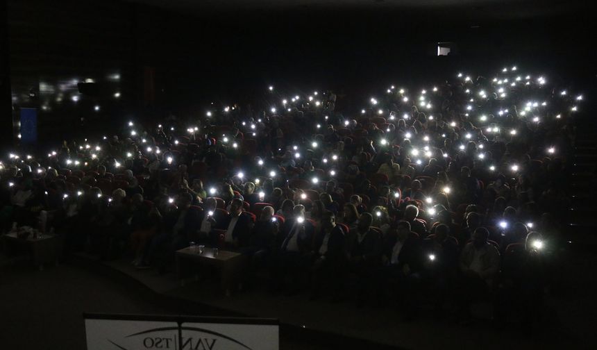 Antakya Medeniyetler Korosu Van'da