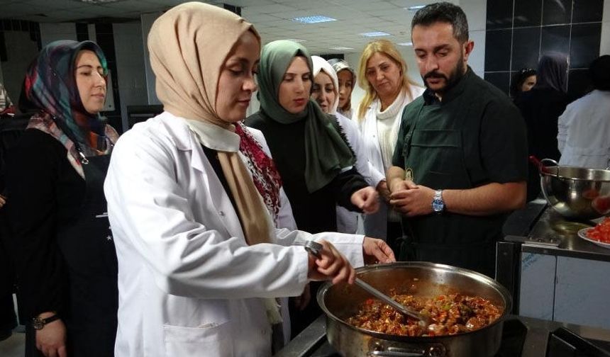 Van'da kadın kursiyerlere uzman aşçılardan eğitim