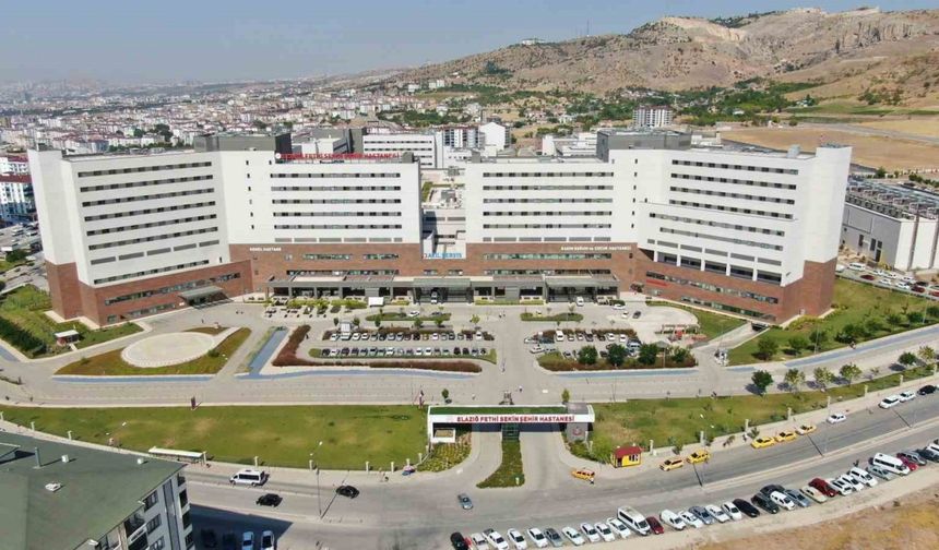 Elazığ'daki hastane, şehir nüfusunun 3 katı hasta kabul etti