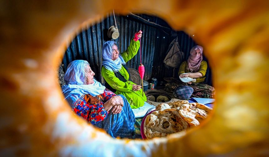Van'da yöre halkı ramazan için erzak depoladı