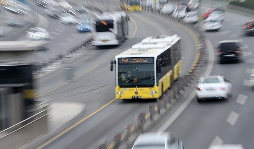 Toplu ulaşım ücretlerine yüzde 35 zam yapıldı