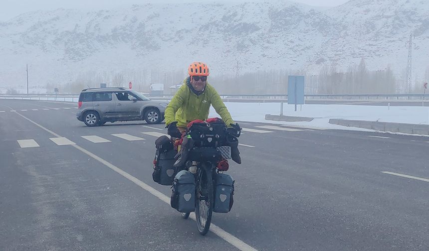 Van'da eksi 18 derecede pedal çevirdi