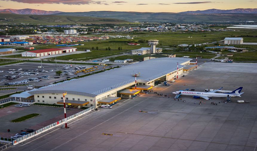 Vangölü Aktivistleri Derneği’nden havalimanı tepkisi!