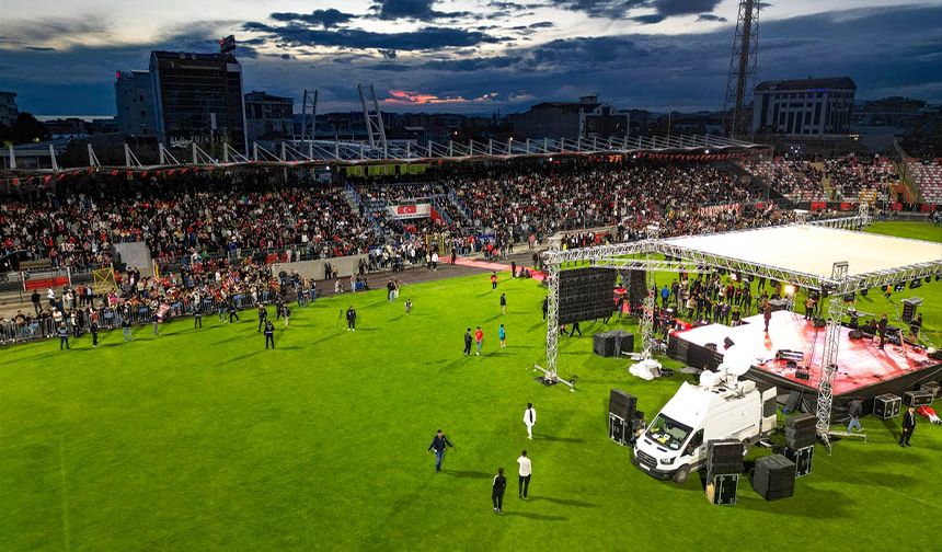 Van Spor'dan coşkulu kutlama