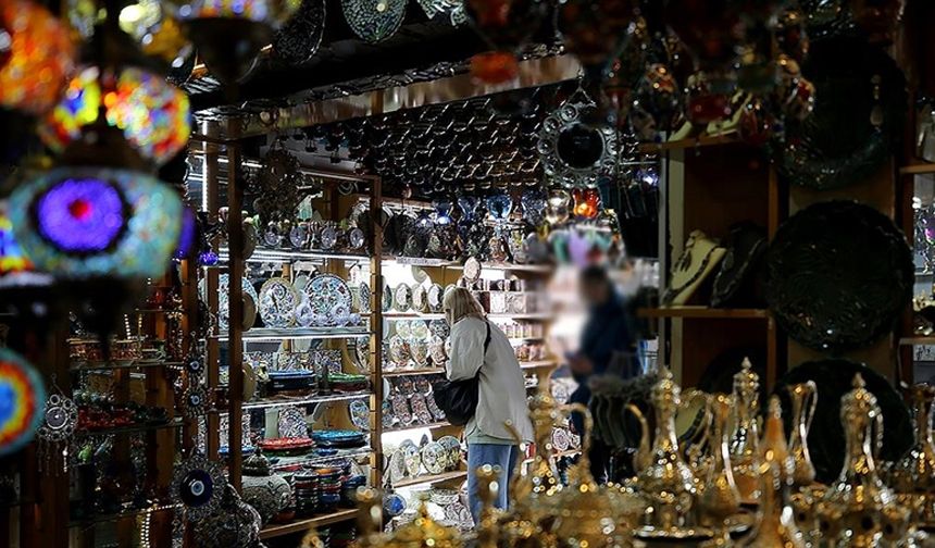 Turistlerden Türkiye'ye rekor "hediye"